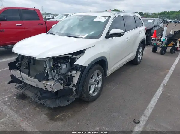 5TDYZRFH1KS315402 2019 TOYOTA HIGHLANDER - Image 2
