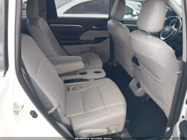 5TDYZRFH1KS315402 2019 TOYOTA HIGHLANDER - Image 8