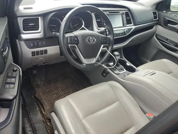 5TDYZRFH1KS317571 2019 TOYOTA HIGHLANDER - Image 8