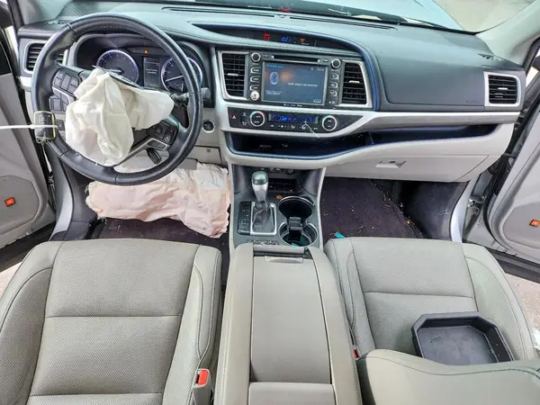 5TDYZRFH1KS321927 2019 TOYOTA HIGHLANDER - Image 8