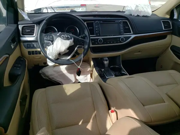 5TDYZRFH1KS323516 2019 TOYOTA HIGHLANDER - Image 8