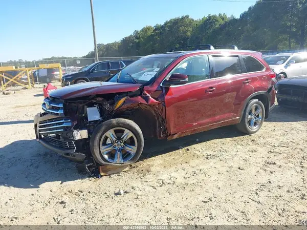 5TDYZRFH1KS345547 2019 TOYOTA HIGHLANDER - Image 2