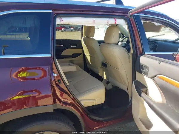5TDYZRFH1KS345547 2019 TOYOTA HIGHLANDER - Image 8