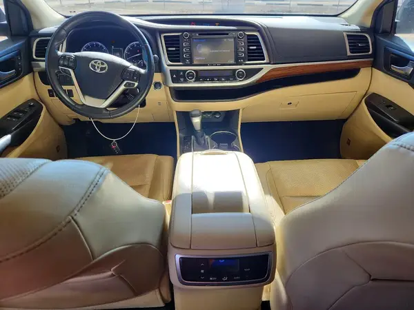 5TDYZRFH1KS346097 2019 TOYOTA HIGHLANDER - Image 8