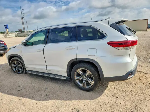 5TDYZRFH2HS207346 2017 TOYOTA HIGHLANDER - Image 2