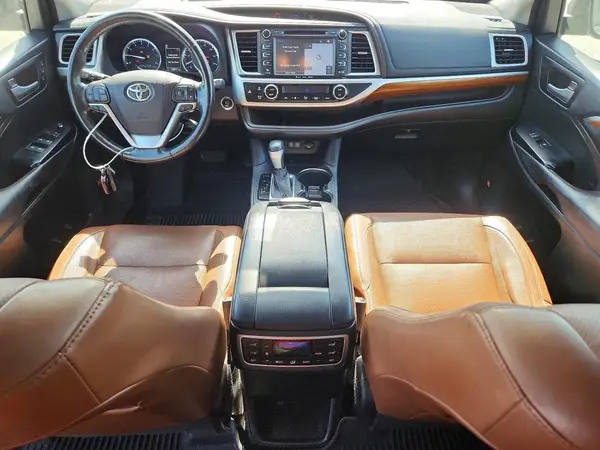 5TDYZRFH2HS207539 2017 TOYOTA HIGHLANDER - Image 8