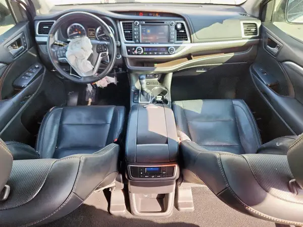 5TDYZRFH2HS227547 2017 TOYOTA HIGHLANDER - Image 8