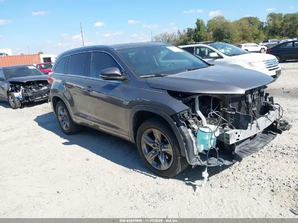 5TDYZRFH2JS236433 2018 TOYOTA HIGHLANDER - Image 1