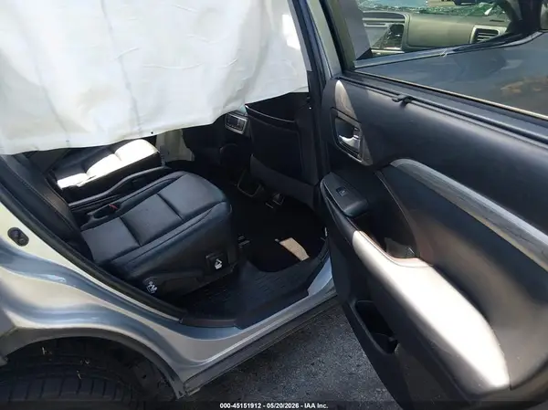 5TDYZRFH2JS236965 2018 TOYOTA HIGHLANDER - Image 8