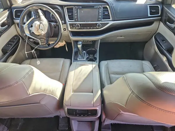 5TDYZRFH2JS239297 2018 TOYOTA HIGHLANDER - Image 8
