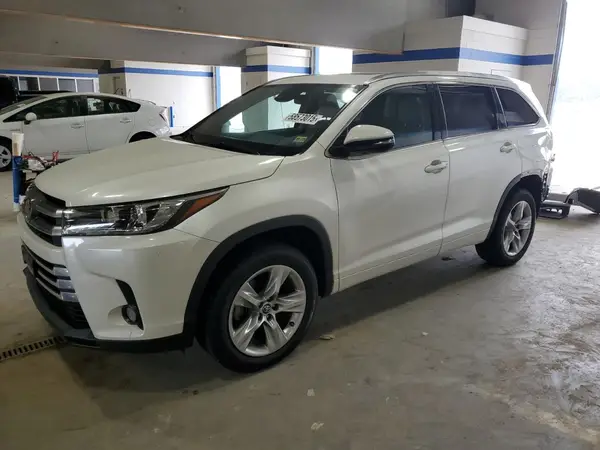 5TDYZRFH2JS241812 2018 TOYOTA HIGHLANDER - Image 1
