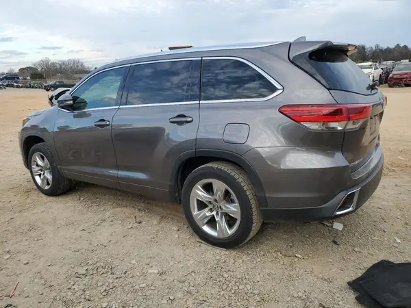 5TDYZRFH2JS244659 2018 TOYOTA HIGHLANDER - Image 2