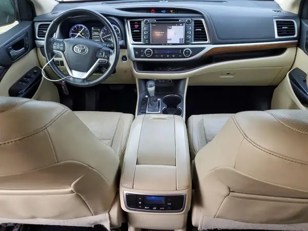 5TDYZRFH2JS244659 2018 TOYOTA HIGHLANDER - Image 8
