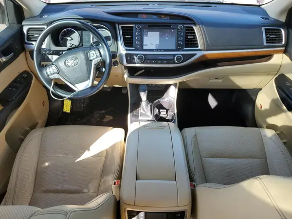 5TDYZRFH2JS254415 2018 TOYOTA HIGHLANDER - Image 8