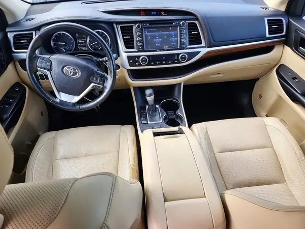5TDYZRFH2JS271246 2018 TOYOTA HIGHLANDER - Image 8