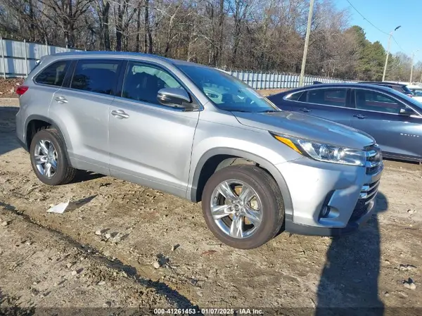 5TDYZRFH2JS275359 2018 TOYOTA HIGHLANDER - Image 1