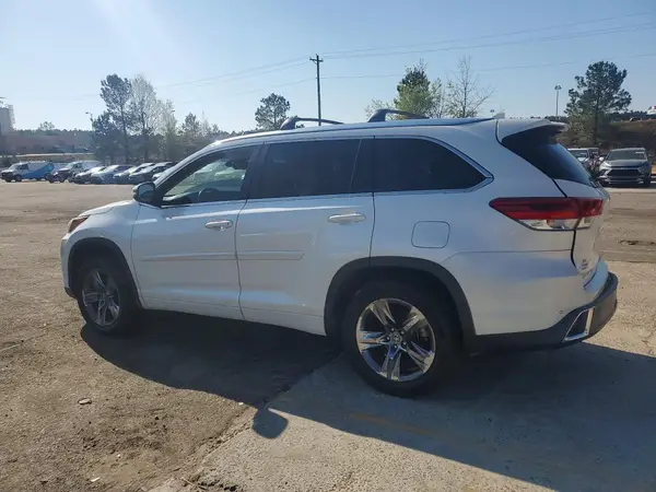 5TDYZRFH2JS281453 2018 TOYOTA HIGHLANDER - Image 2