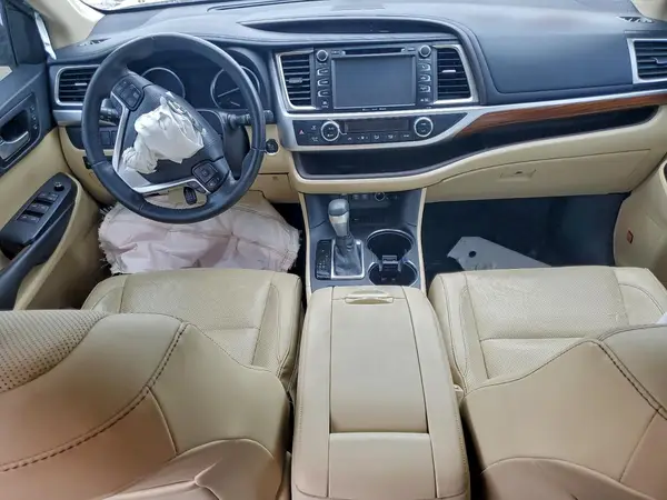 5TDYZRFH2JS284434 2018 TOYOTA HIGHLANDER - Image 8