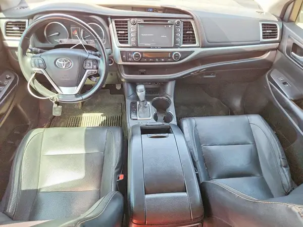 5TDYZRFH3HS211292 2017 TOYOTA HIGHLANDER - Image 8