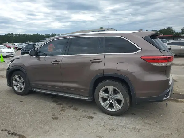 5TDYZRFH3HS228058 2017 TOYOTA HIGHLANDER - Image 2