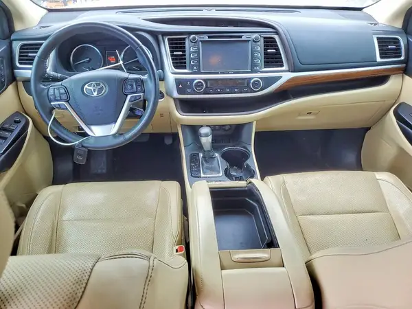 5TDYZRFH3HS232076 2017 TOYOTA HIGHLANDER - Image 8