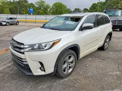 5TDYZRFH3JS236439 2018 TOYOTA HIGHLANDER
