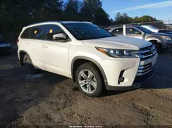 5TDYZRFH3JS242290 2018 TOYOTA HIGHLANDER