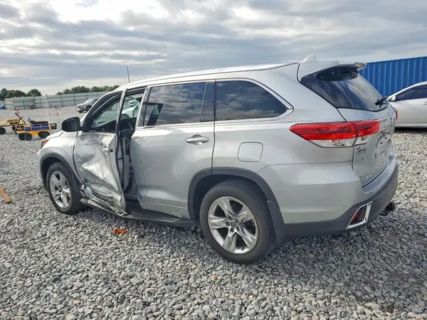 5TDYZRFH3JS250146 2018 TOYOTA HIGHLANDER - Image 2
