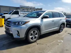5TDYZRFH3JS281493 2018 TOYOTA HIGHLANDER