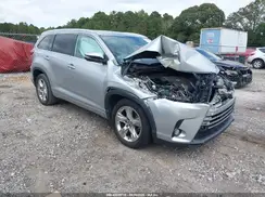 5TDYZRFH3JS283082 2018 TOYOTA HIGHLANDER