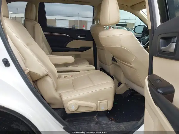 5TDYZRFH3JS287259 2018 TOYOTA HIGHLANDER - Image 8