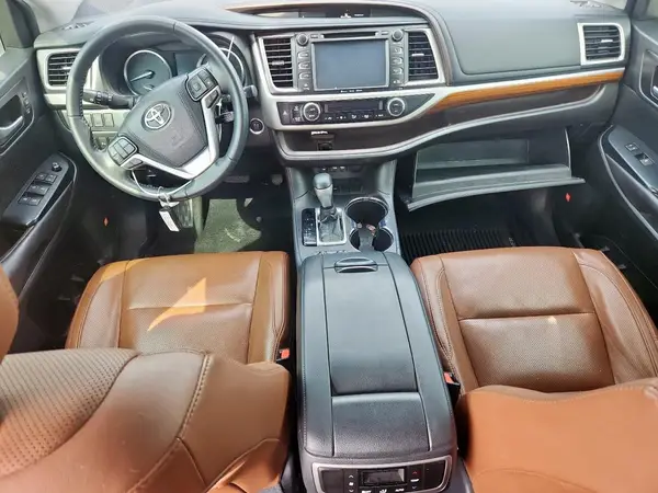 5TDYZRFH3KS290065 2019 TOYOTA HIGHLANDER - Image 8
