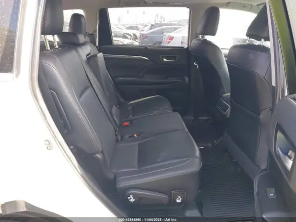 5TDYZRFH3KS294293 2019 TOYOTA HIGHLANDER - Image 8