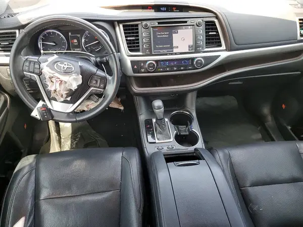 5TDYZRFH3KS309391 2019 TOYOTA HIGHLANDER - Image 8