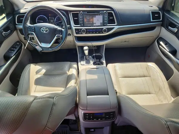 5TDYZRFH3KS319810 2019 TOYOTA HIGHLANDER - Image 8