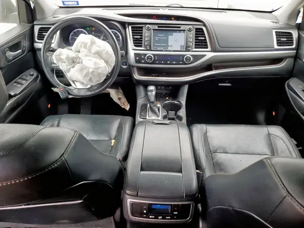 5TDYZRFH4HS189125 2017 TOYOTA HIGHLANDER - Image 8