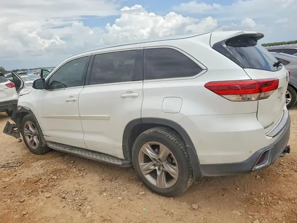 5TDYZRFH4HS206893 2017 TOYOTA HIGHLANDER - Image 2