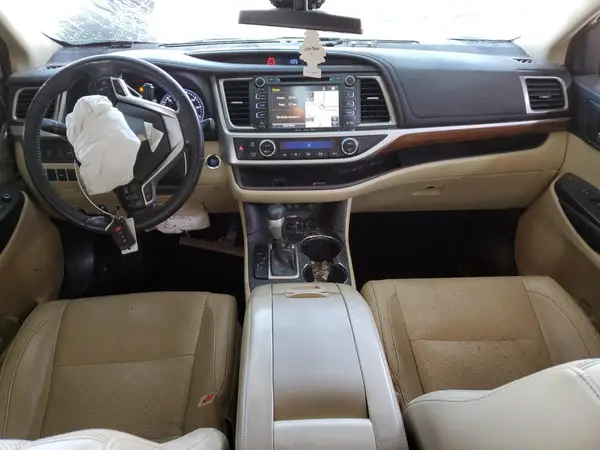 5TDYZRFH4HS224066 2017 TOYOTA HIGHLANDER - Image 8