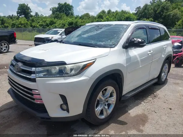 5TDYZRFH4JS242444 2018 TOYOTA HIGHLANDER - Image 2
