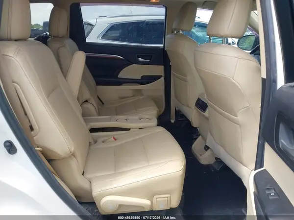 5TDYZRFH4JS242444 2018 TOYOTA HIGHLANDER - Image 8
