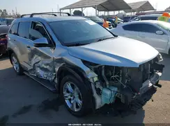 5TDYZRFH4JS272771 2018 TOYOTA HIGHLANDER