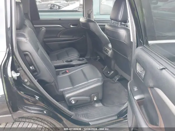 5TDYZRFH4JS272964 2018 TOYOTA HIGHLANDER - Image 8