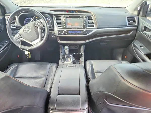 5TDYZRFH4KS326863 2019 TOYOTA HIGHLANDER - Image 8