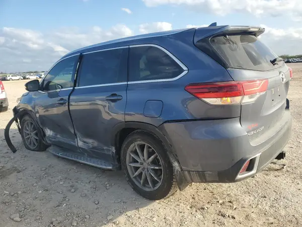 5TDYZRFH4KS328824 2019 TOYOTA HIGHLANDER - Image 2