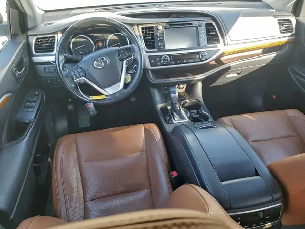 5TDYZRFH4KS363847 2019 TOYOTA HIGHLANDER - Image 8