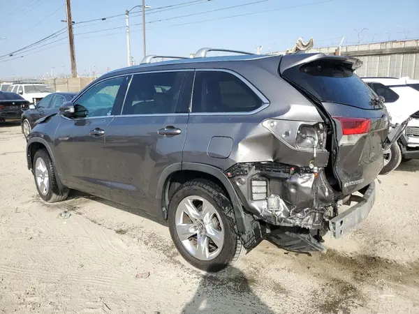 5TDYZRFH5HS209186 2017 TOYOTA HIGHLANDER - Image 2