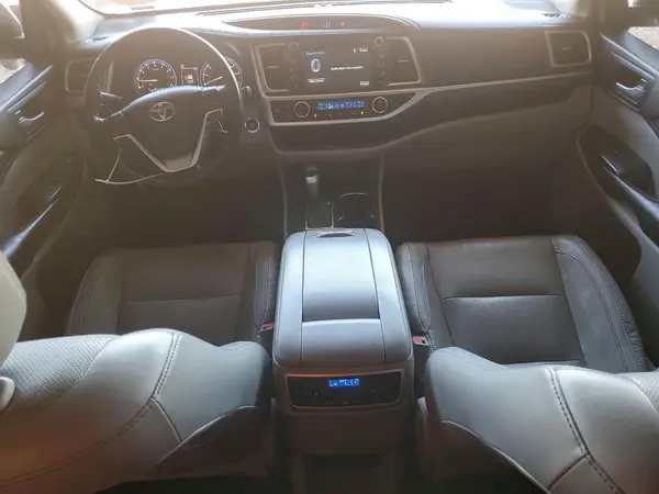 5TDYZRFH5HS209253 2017 TOYOTA HIGHLANDER - Image 8
