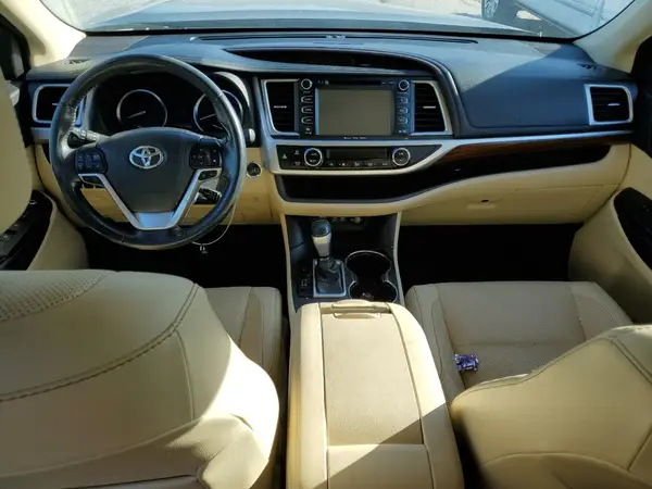 5TDYZRFH5HS222293 2017 TOYOTA HIGHLANDER - Image 8
