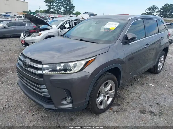 5TDYZRFH5HS225730 2017 TOYOTA HIGHLANDER - Image 2