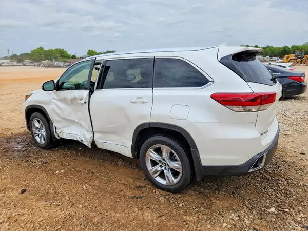 5TDYZRFH5JS248012 2018 TOYOTA HIGHLANDER - Image 2